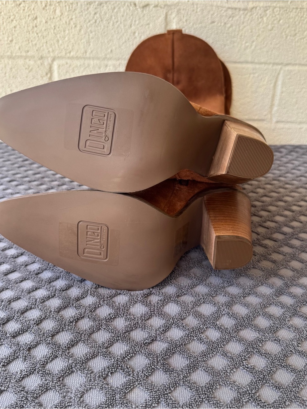 dingo Brown Suede Knee-High Heeled Boots - Picture 12 of 12